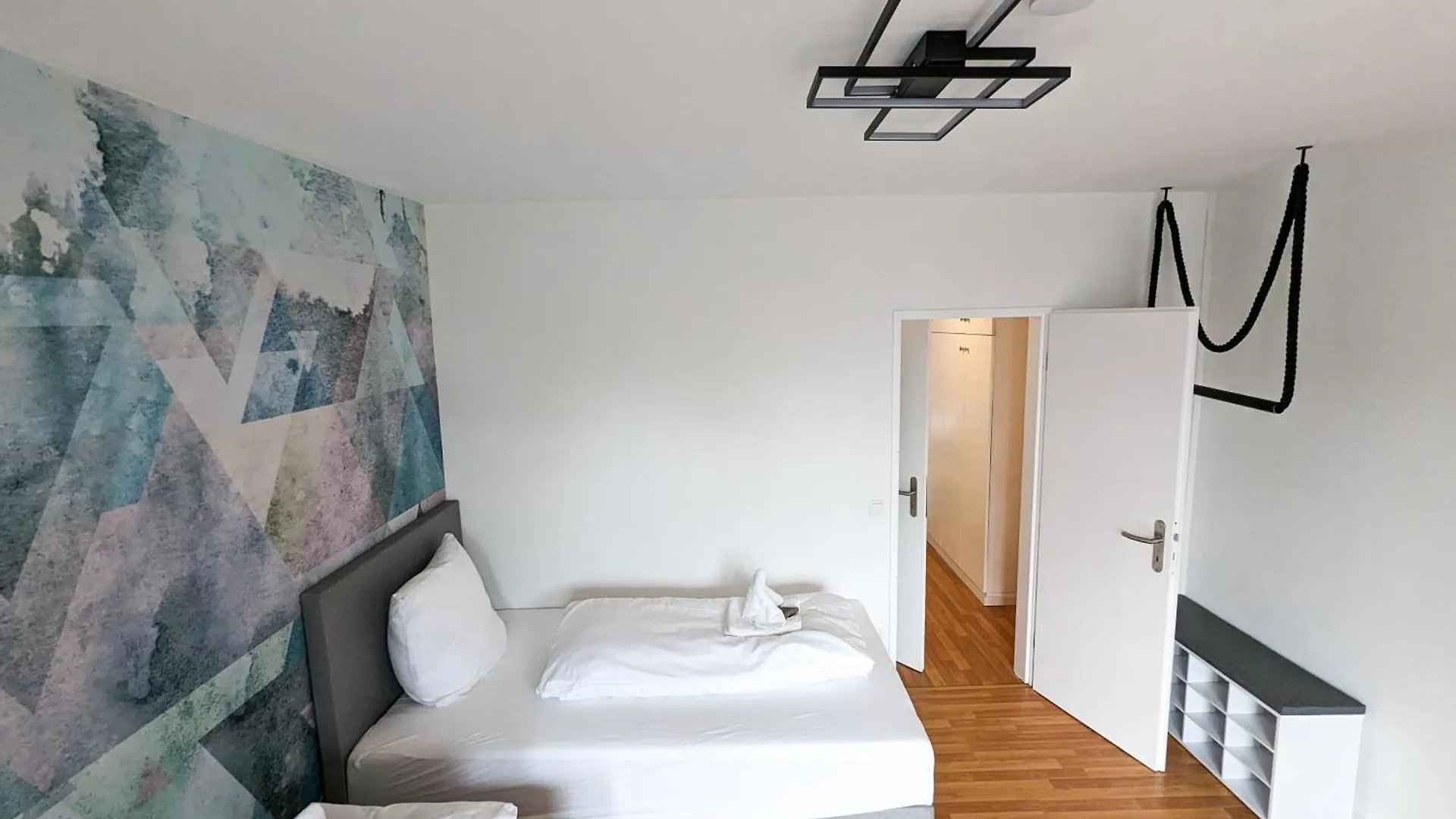 Charming, Newly & High Quality Equipped Apartment With Quiet Balcony In Fantastic Location - Ready To Move In Wurzburg