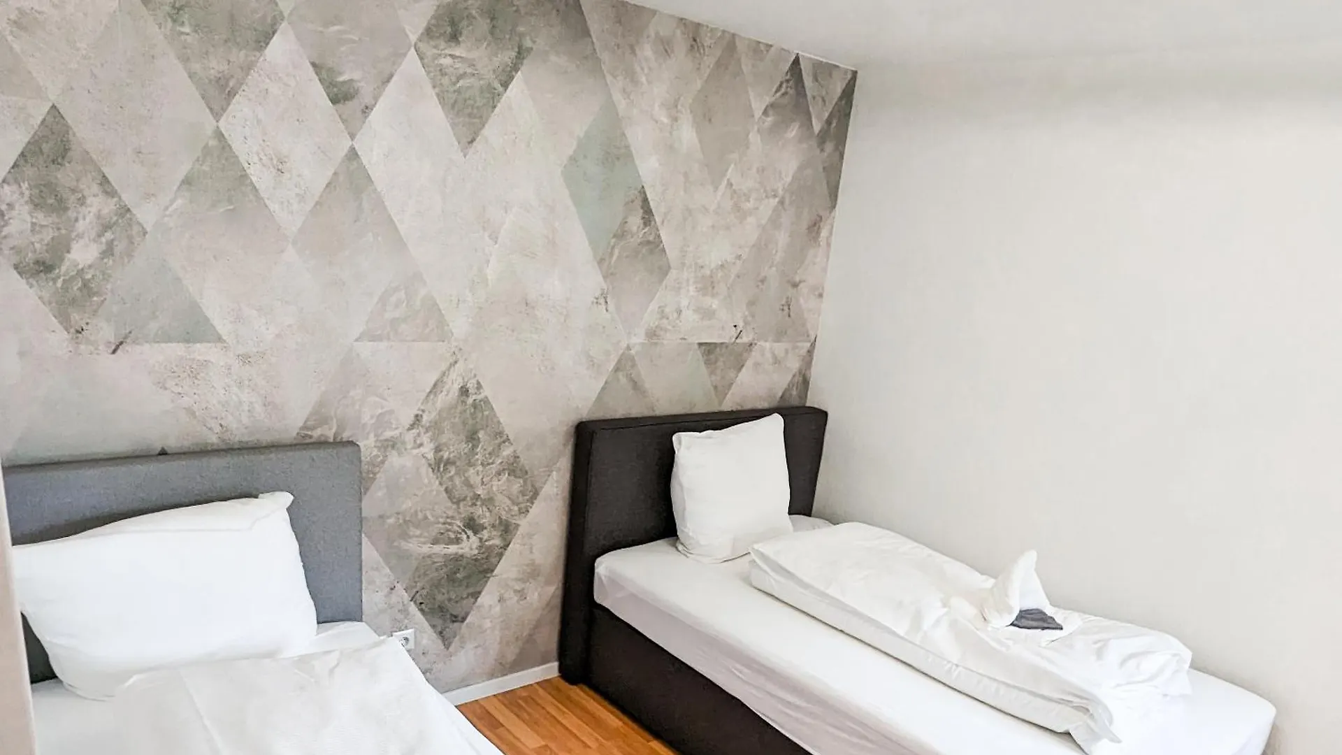 Charming, Newly & High Quality Equipped Apartment With Quiet Balcony In Fantastic Location - Ready To Move In Wurzburg 0*,  Germany