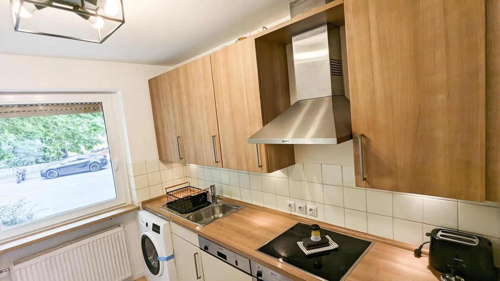 Charming, Newly & High Quality Equipped Apartment With Quiet Balcony In Fantastic Location - Ready To Move In Wurzburg